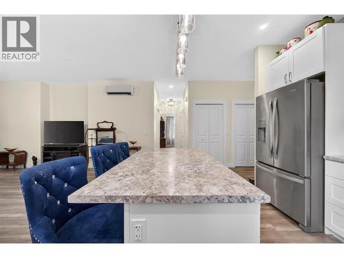 1123 Willow Row, Sicamous, BC - Indoor Photo Showing Kitchen With Upgraded Kitchen