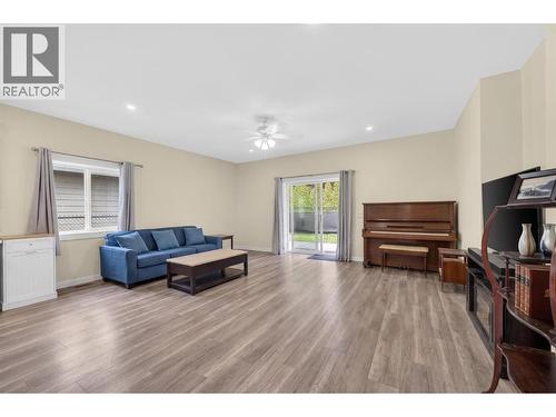 1123 Willow Row, Sicamous, BC - Indoor
