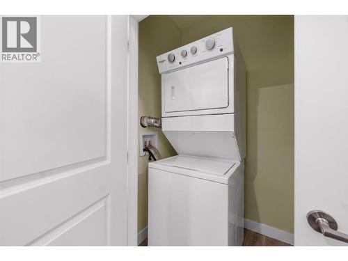 1123 Willow Row, Sicamous, BC - Indoor Photo Showing Laundry Room