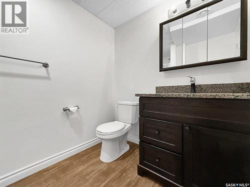 620 8Th Avenue Ne, Swift Current, SK - Indoor Photo Showing Bathroom