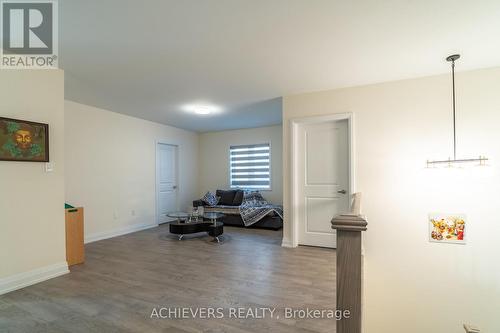 47 Daffodil Road, Springwater, ON - Indoor