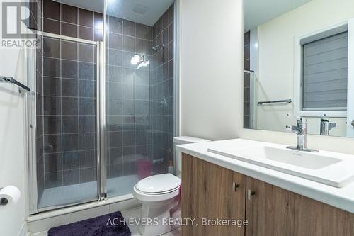 47 Daffodil Road, Springwater, ON - Indoor Photo Showing Bathroom