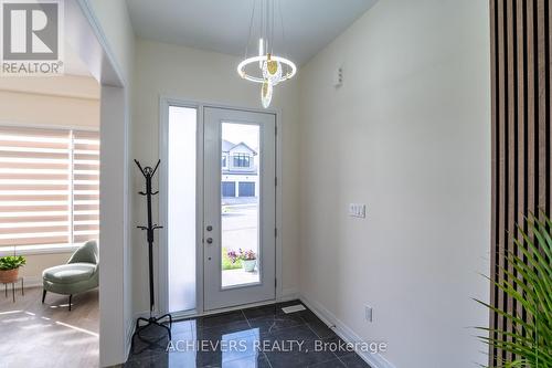 47 Daffodil Road, Springwater, ON - Indoor Photo Showing Other Room