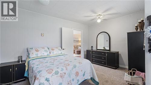303 Cedar Drive, Turkey Point, ON - Indoor Photo Showing Bedroom
