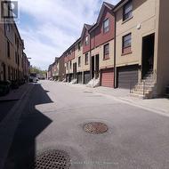 123 - 275 BROADVIEW AVENUE Toronto, ON M4M 3H5
