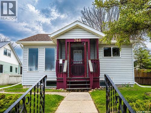 768 Caribou STREET W  Moose Jaw, SK S6H 2K9