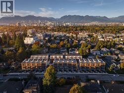 134 473 W 28TH AVENUE  Vancouver, BC V5Y 0P2