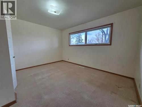 1446 Taylor Drive, Swift Current, SK - Indoor Photo Showing Other Room
