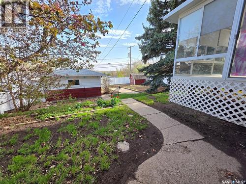 1446 Taylor Drive, Swift Current, SK - Outdoor