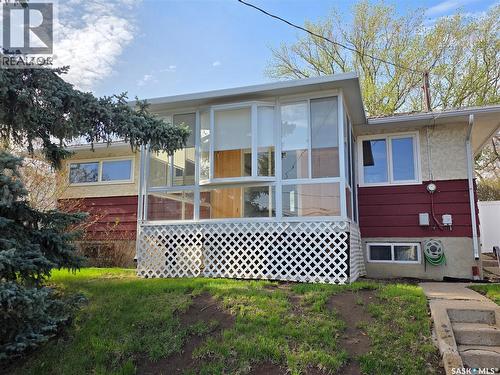 1446 Taylor Drive, Swift Current, SK - Outdoor With Deck Patio Veranda