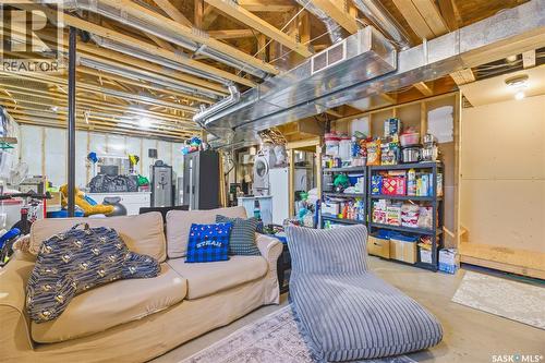 386 Levalley Cove, Saskatoon, SK - Indoor Photo Showing Basement
