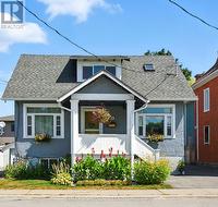 11 FRANK STREET Carleton Place, ON K7C 2Z6
