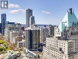 2605 667 HOWE STREET  Vancouver, BC V6C 0B5