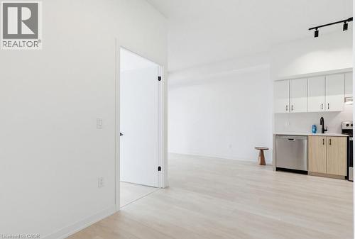 4878 Powers Common Unit# 123, Burlington, ON - Indoor