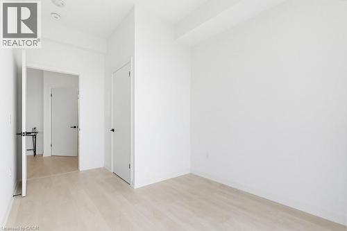 4878 Powers Common Unit# 123, Burlington, ON - Indoor Photo Showing Other Room