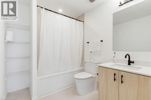 4878 Powers Common Unit# 123, Burlington, ON - Indoor Photo Showing Bathroom