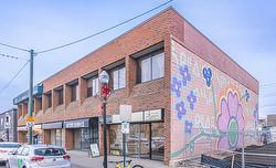203, 10441  124 Street  Edmonton, AB T5N 1R7