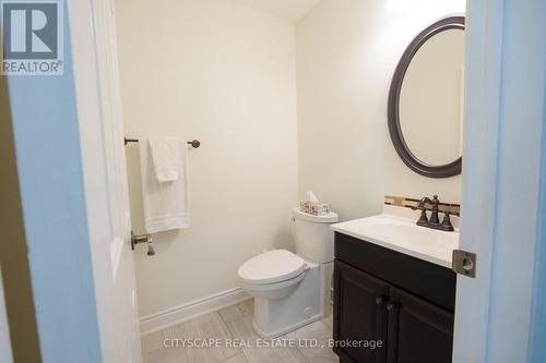 3912 Rushton Crescent, Mississauga, ON - Indoor Photo Showing Bathroom