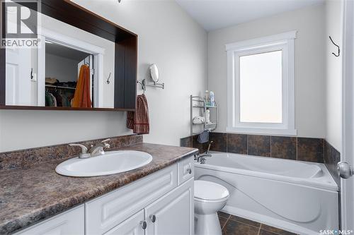 D 'Amour Lot 24, Leask Rm No. 464, SK - Indoor Photo Showing Bathroom