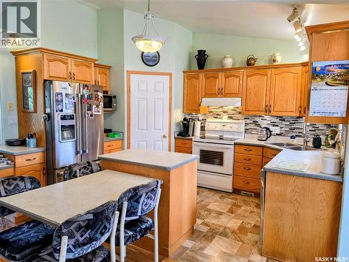 1306 4Th Street, Humboldt, SK - Indoor Photo Showing Kitchen With Double Sink