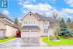 922 BEST CIRCLE Newmarket, ON L3X 2H8