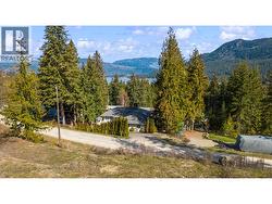 2622 Woodland Place Blind Bay, BC V0E 1H2