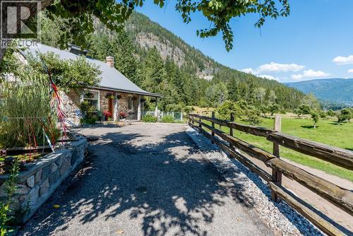 6302 Marsden Road, Nelson, BC - Outdoor With View