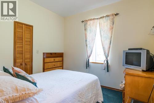 6302 Marsden Road, Nelson, BC - Indoor Photo Showing Bedroom