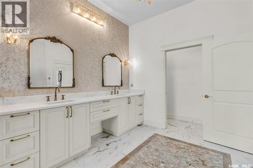 4204 Elderberry Crescent E, Regina, SK - Indoor Photo Showing Bathroom