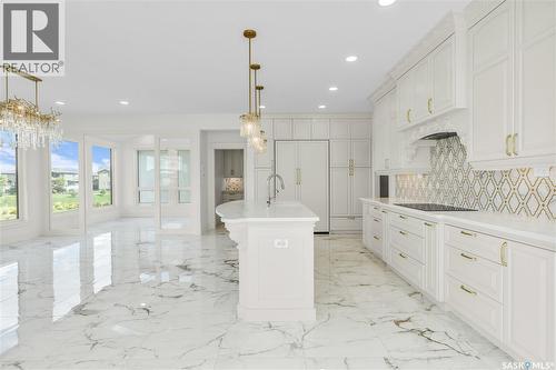 4204 Elderberry Crescent E, Regina, SK - Indoor Photo Showing Kitchen