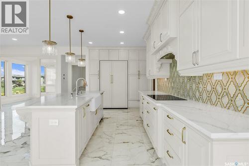 4204 Elderberry Crescent E, Regina, SK - Indoor Photo Showing Kitchen With Upgraded Kitchen
