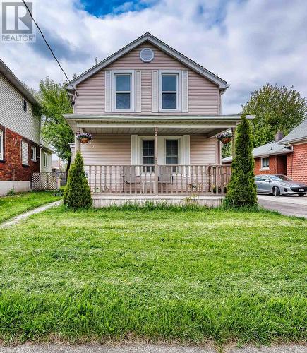 99 PAGE STREET  St. Catharines (E. Chester), ON L2R 4A8
