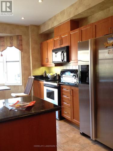 37 Michael Way, Markham, ON - Indoor Photo Showing Kitchen
