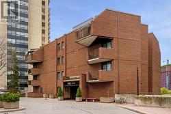 103 - 555 WILBROD STREET  Ottawa, ON K1N 5R4