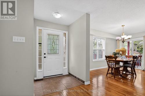 35 Heartleaf Private, Ottawa, ON - Indoor Photo Showing Dining Room
