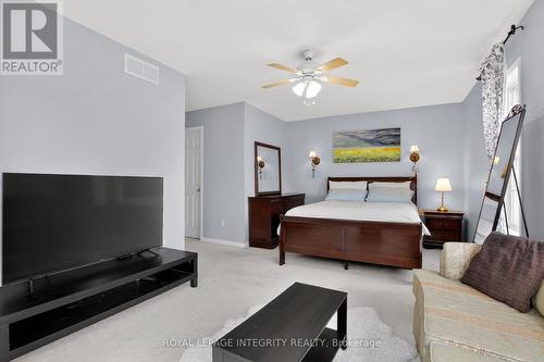 35 Heartleaf Private, Ottawa, ON - Indoor Photo Showing Bedroom