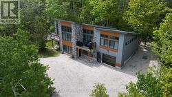 17 SHORELINE DRIVE Northern Bruce Peninsula, ON N0H 1Z0