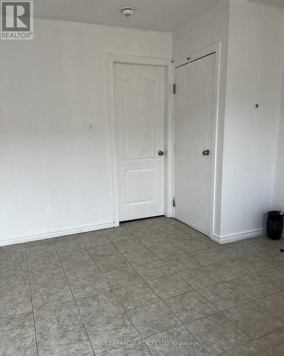 3453 Oakglade Crescent, Mississauga, ON - Indoor Photo Showing Other Room