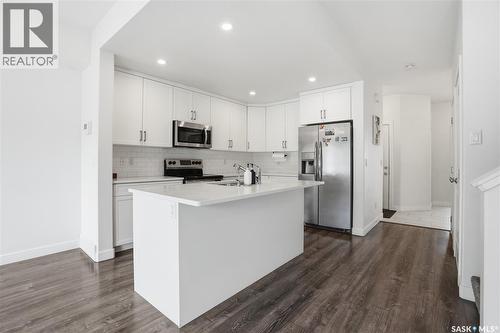 234 Brighton Gate, Saskatoon, SK - Indoor Photo Showing Kitchen With Stainless Steel Kitchen With Upgraded Kitchen