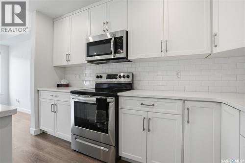 234 Brighton Gate, Saskatoon, SK - Indoor Photo Showing Kitchen