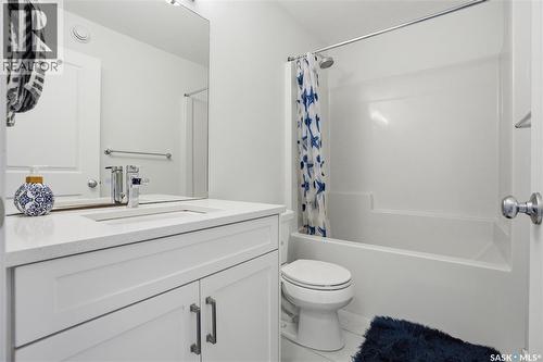 234 Brighton Gate, Saskatoon, SK - Indoor Photo Showing Bathroom