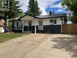 508 1st AVENUE W Nipawin, SK S0E 1E0