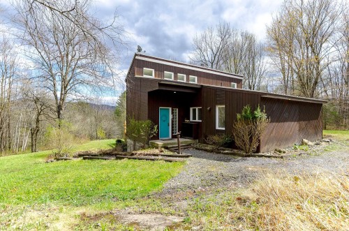Front of Structure - 171 Ch. Holmes, Sutton, QC - Outdoor
