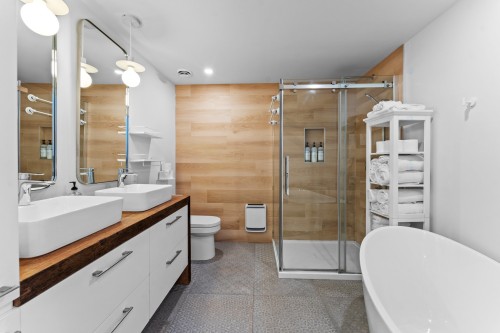 Salle de bains - 4605 Rue Chapleau, Montréal (Le Plateau-Mont-Royal), QC - Indoor Photo Showing Bathroom