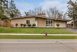 1106 FALGARWOOD DRIVE  Oakville, ON L6H 1N9
