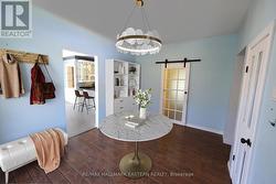 Welcome Room *virtually staged - 