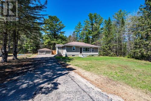32323 17 HIGHWAY  Laurentian Hills, ON K0J 1P0