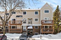 4 - 160 FENERTY COURT  Ottawa, ON K2L 3A7