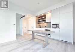 4609 - 55 CHARLES STREET  Toronto, ON M4Y 0J1