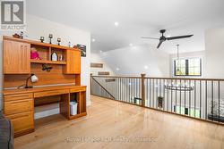 upstairs sitting room - 